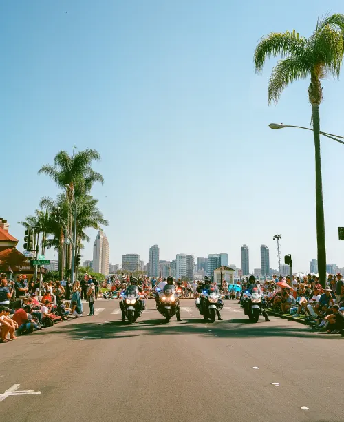 The 4th on Coronado, frame 11 of 52